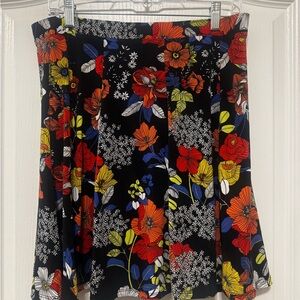 Susan Graver M Liquid Knit Black Floral Skort